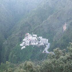 ヴァイシュノ デヴィ寺院