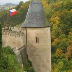 カルルシュテイン城