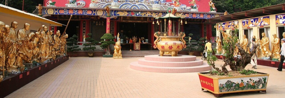 万仏寺