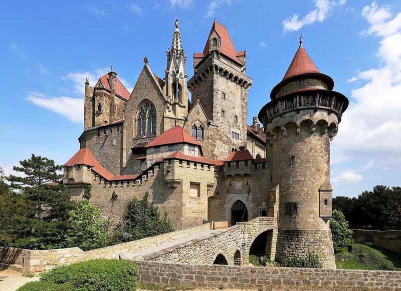 Замок Кройценштайн