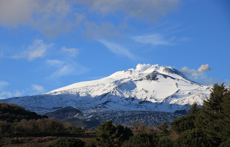 エトナ火山