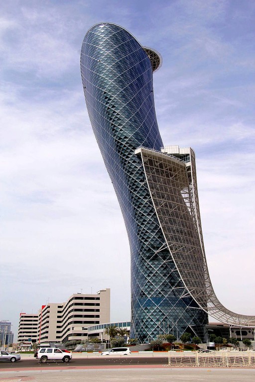 Небоскреб Capital Gate - фото 15