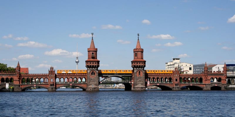 Puente Oberbaumbrücke