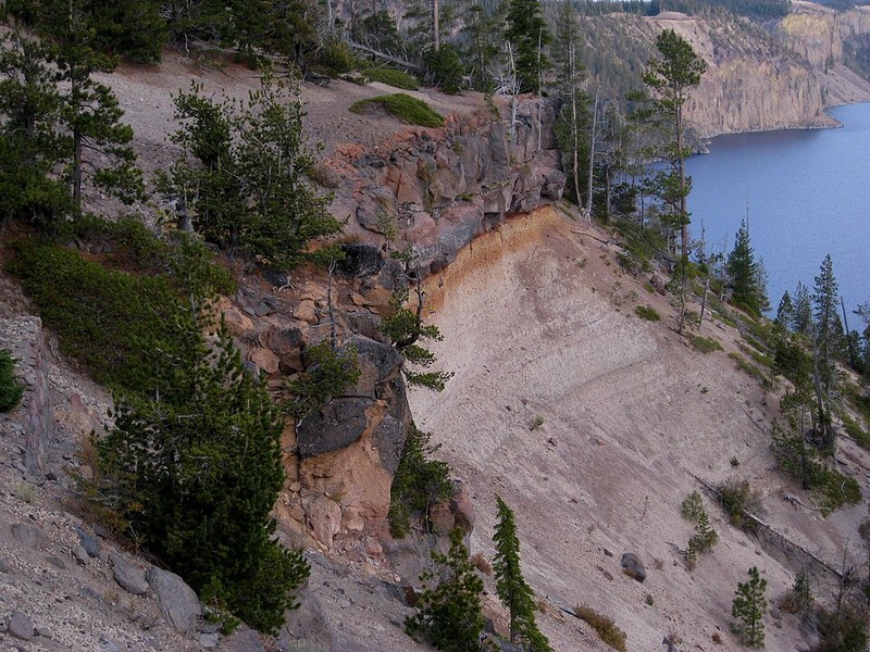 National Park Lake Crater - photo 12