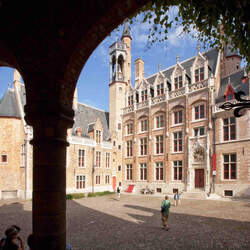 ブルージュ考古学博物館