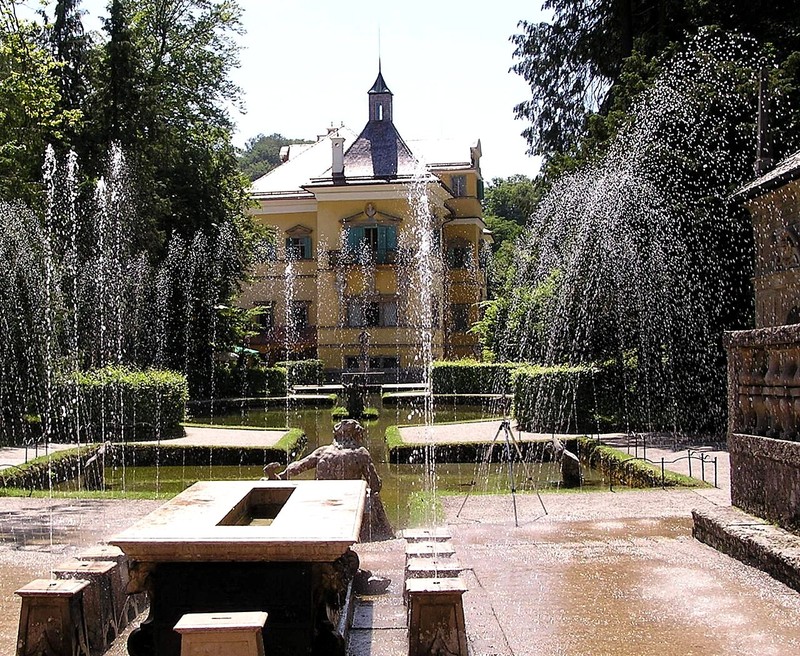 Palacio y parque de Hellbrunn