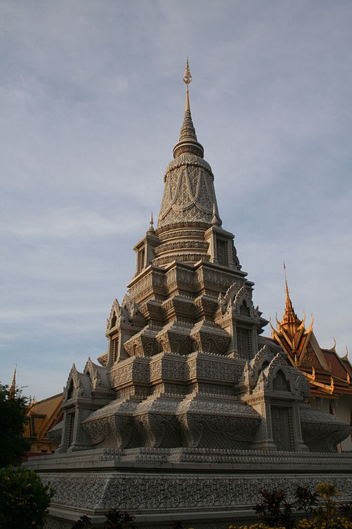 Серебряная Пагода