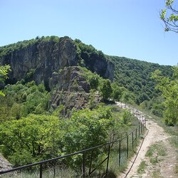 كنائس إيفانوفو المنحوتة في الصخر