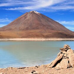 بحيرة لاجونا فيردي