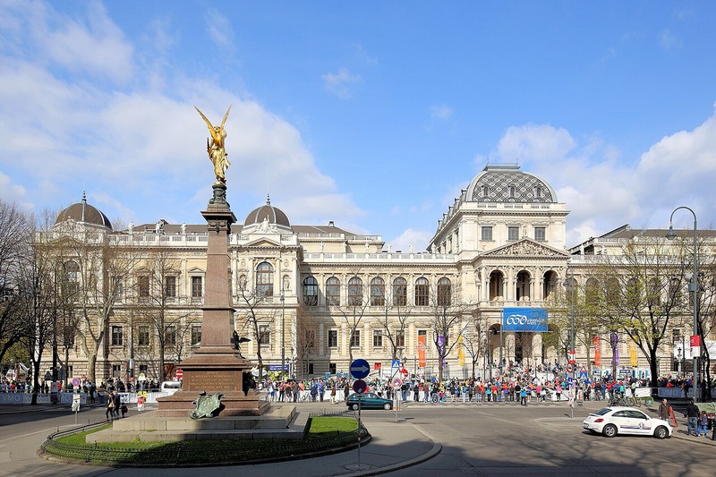 Universität Wien