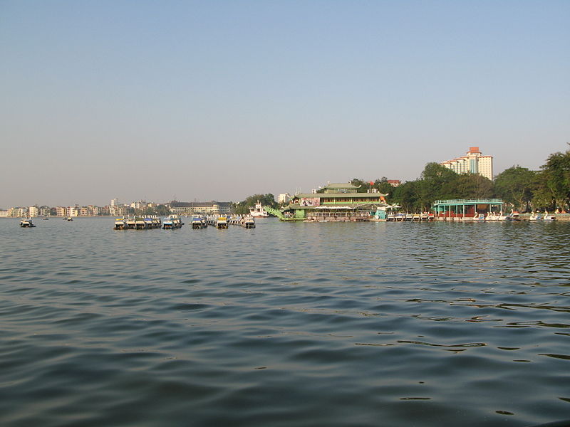البحيرة الغربية في هانوي