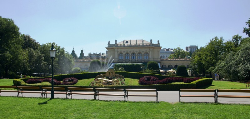 Курсалон