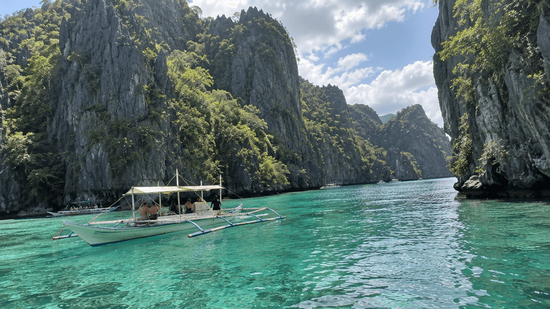 The Philippines: How Island Hopping in Palawan Works