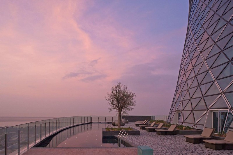 Небоскреб Capital Gate - фото 6