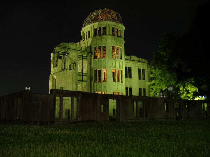 広島の平和記念碑