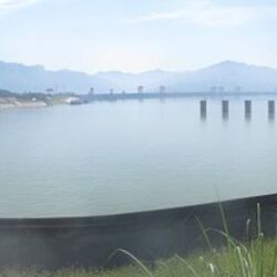 Damm Drei Schluchten